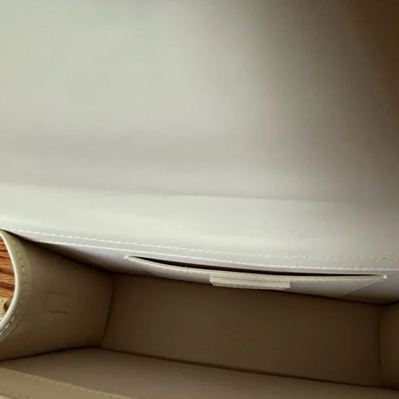 Jacquemus Cream Crossbody Bag - Picture 5 of 12